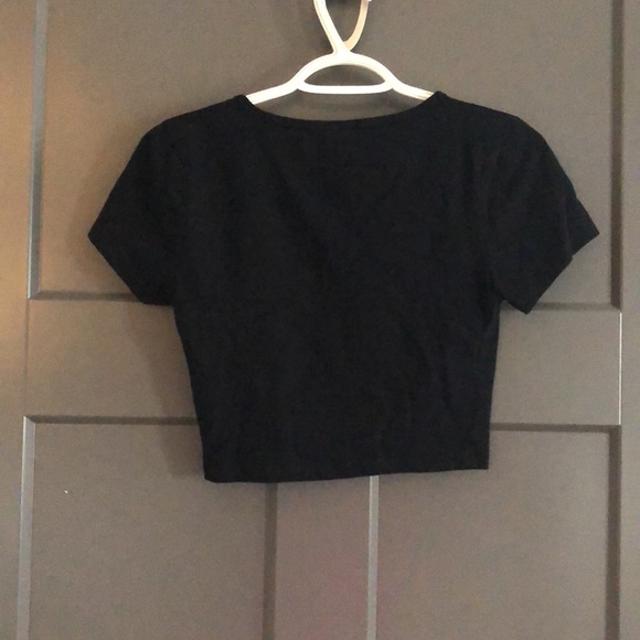 3/$20 or FREE with purchase of 2 or more items. Black Crop TShirt size M - Picture 3 of 3